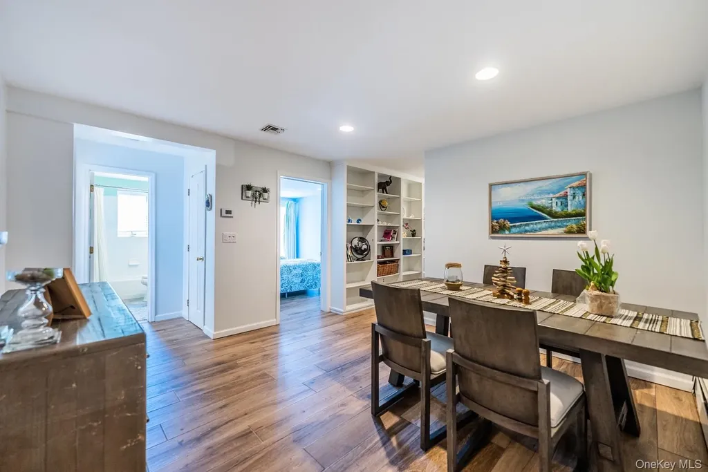 60 Bayview Drive Huntington NY 11743