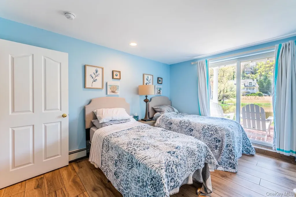 60 Bayview Drive Huntington NY 11743