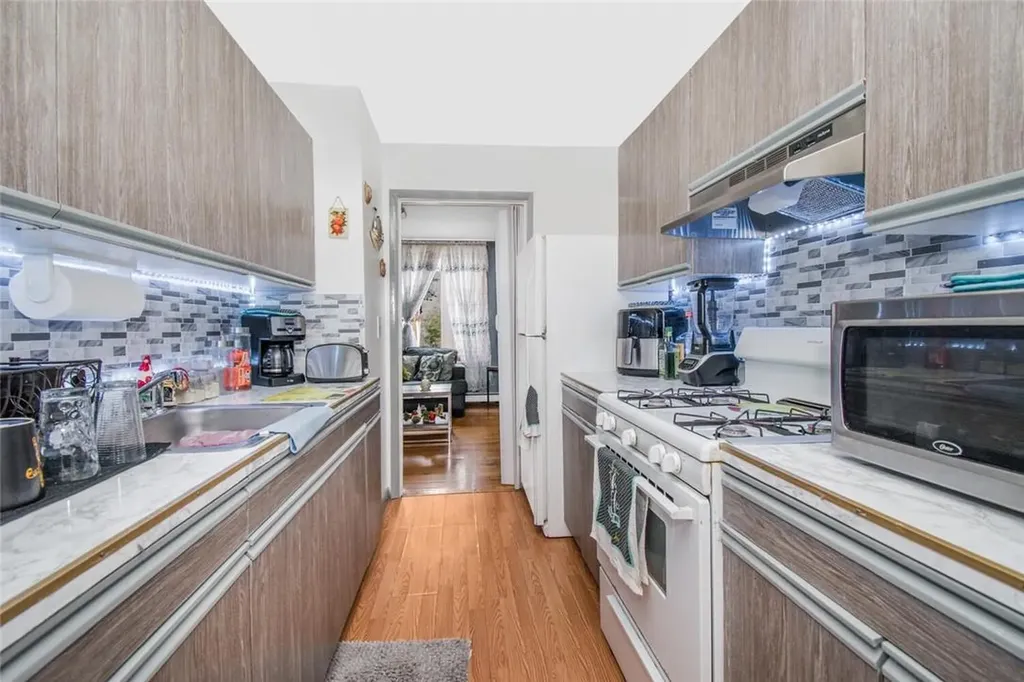 446 E 146th Street Bronx NY 10455