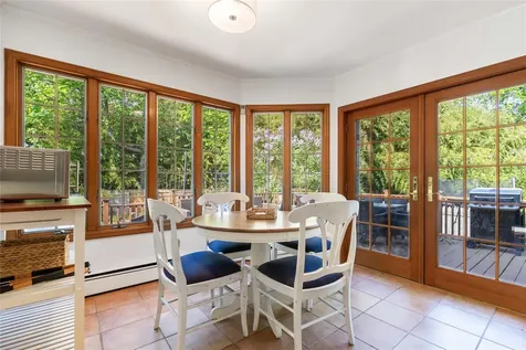 8 Ellsworth Street Rye NY 10580