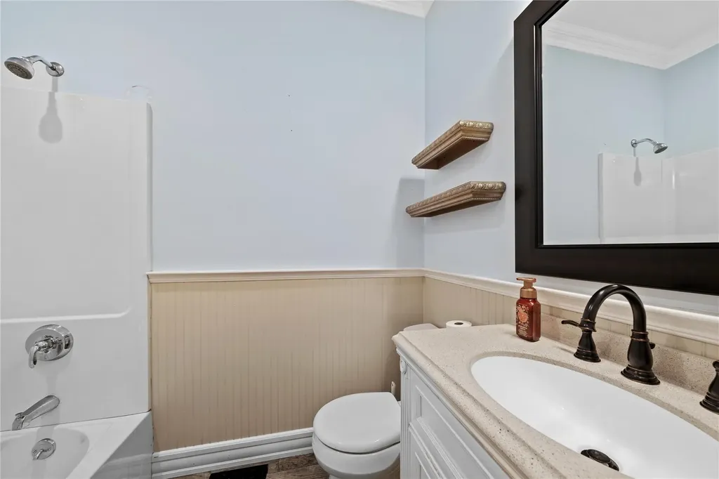 2971 N Wading River Road Wading River NY 11792