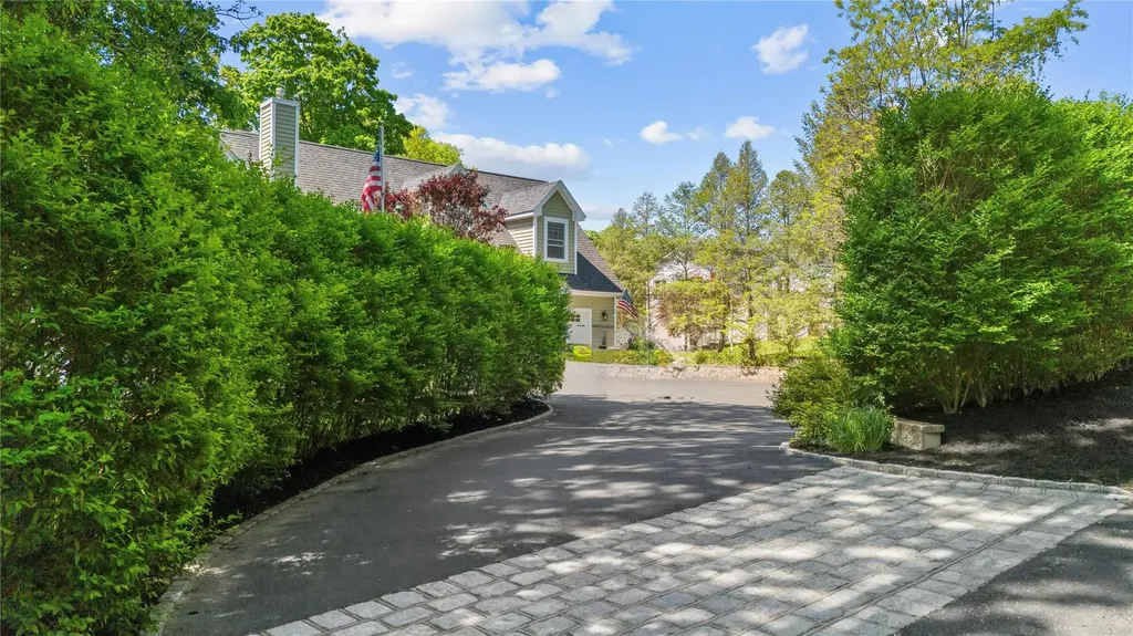 2971 N Wading River Road Wading River NY 11792