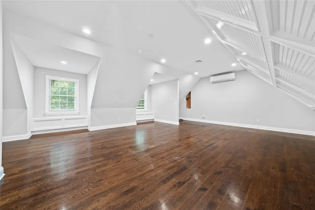 2971 N Wading River Road Wading River NY 11792