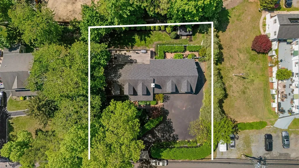 2971 N Wading River Road Wading River NY 11792