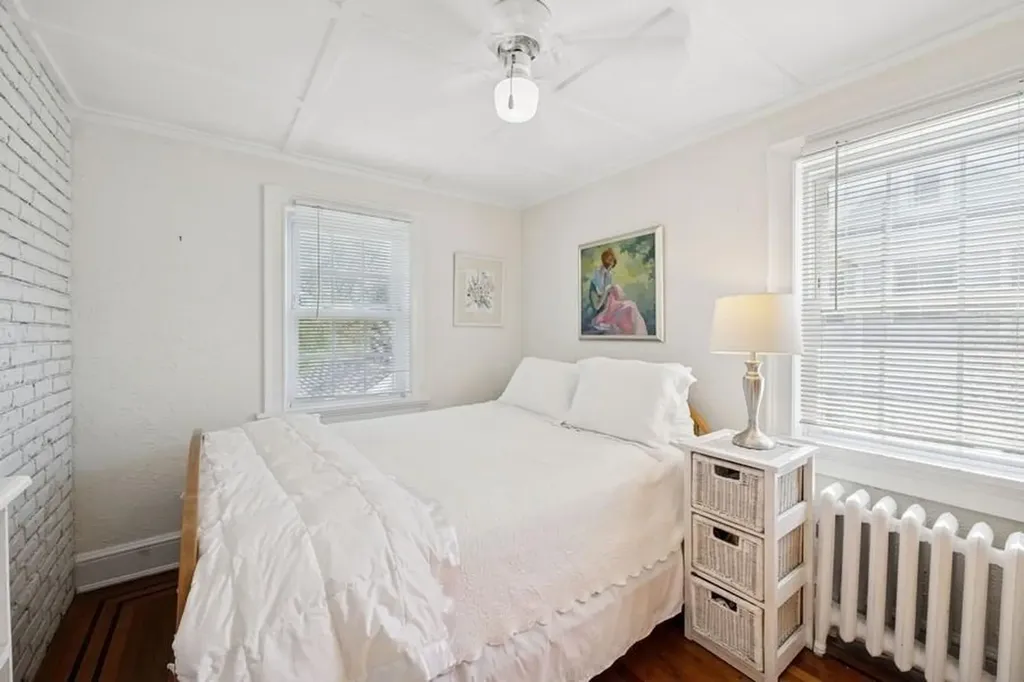 339 Pine Street Freeport NY 11520