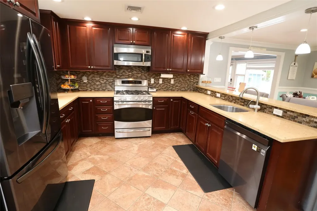 125 Kings Highway Congers NY 10920