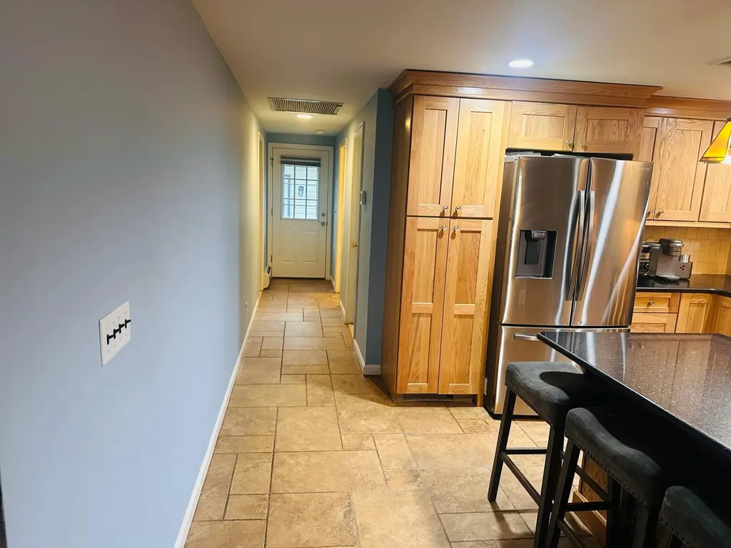 11 Mooney Pond Road Coram NY 11727