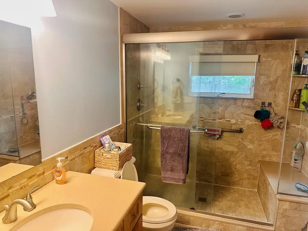 11 Mooney Pond Road Coram NY 11727