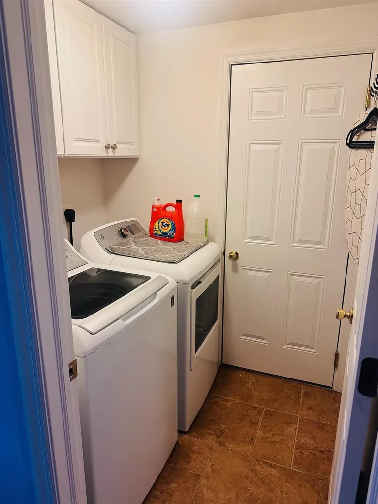 11 Mooney Pond Road Coram NY 11727