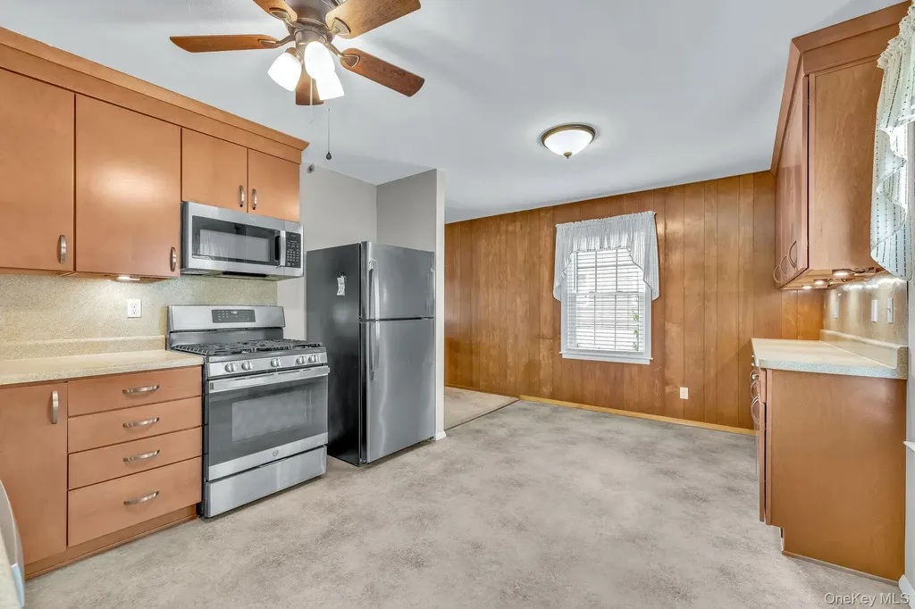 51 Longview Drive Fishkill NY 12524
