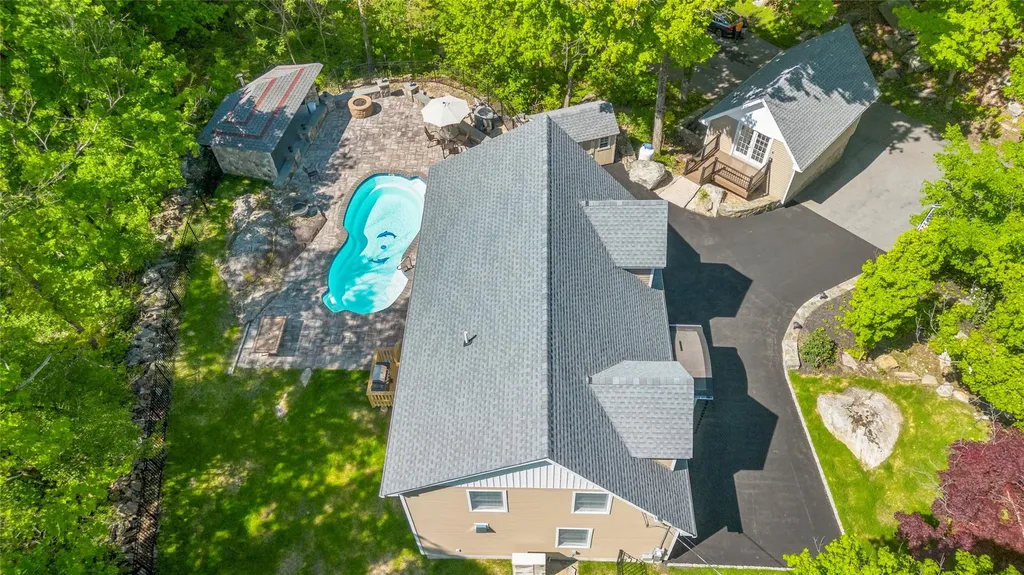 3 Curry Spur Mahopac NY 10541