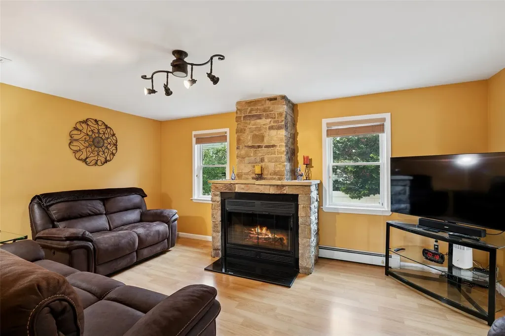 120 Floral Avenue Bethpage NY 11714