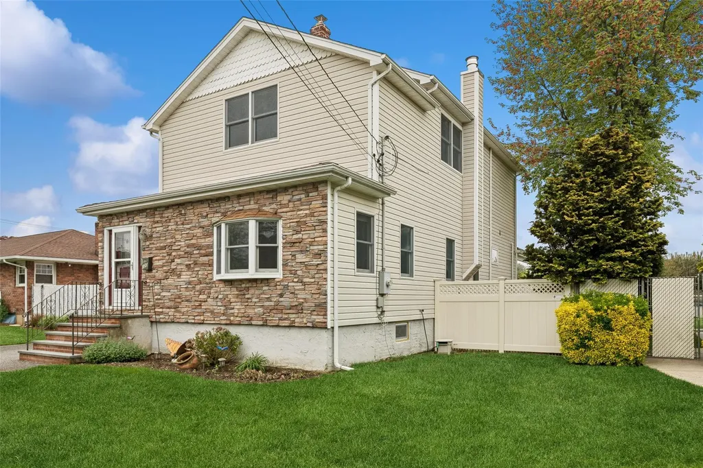 120 Floral Avenue Bethpage NY 11714