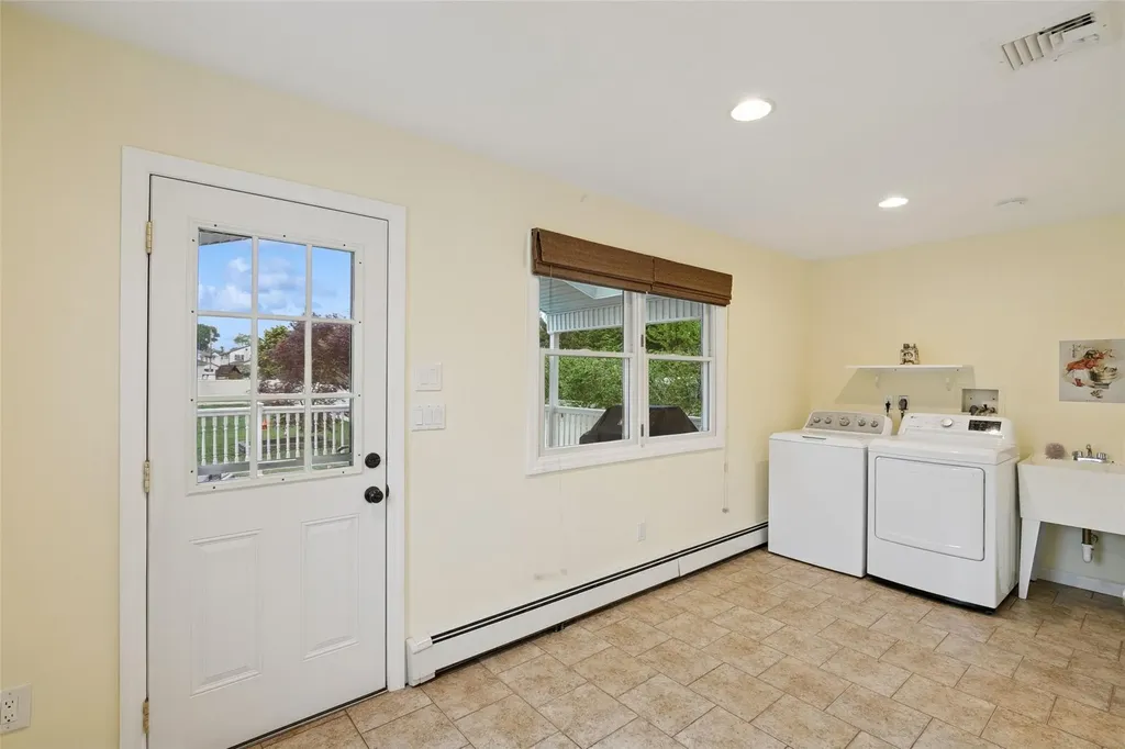 120 Floral Avenue Bethpage NY 11714
