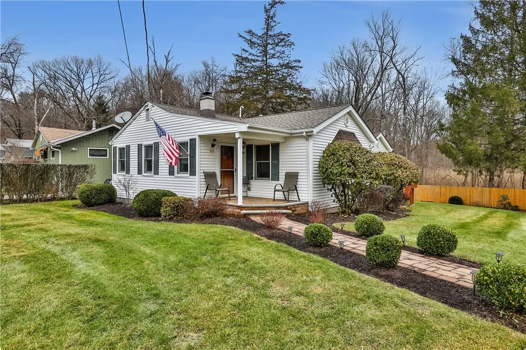 43 Lake Road Hopewell Junction NY 12533