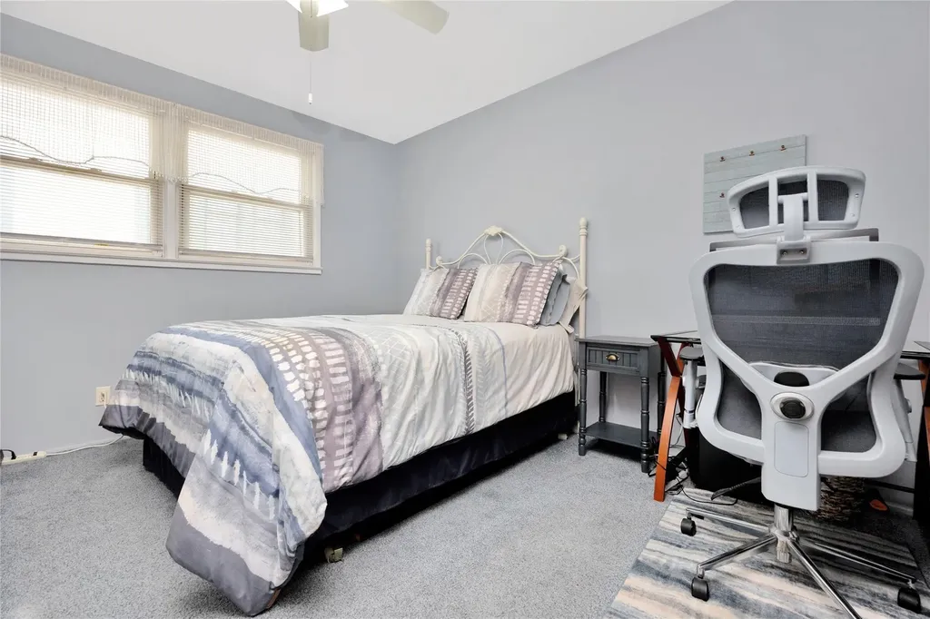 271 Lafayette Boulevard Long Beach NY 11561