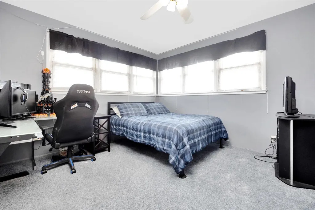 271 Lafayette Boulevard Long Beach NY 11561