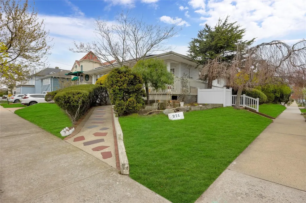271 Lafayette Boulevard Long Beach NY 11561
