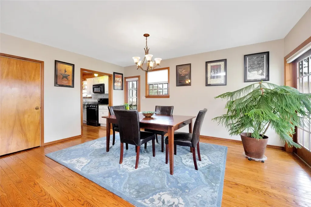 271 Lafayette Boulevard Long Beach NY 11561