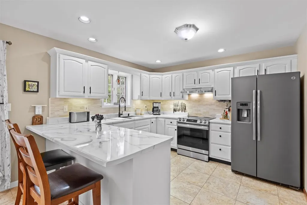 69 Mallory Lane Pine Bush NY 12566