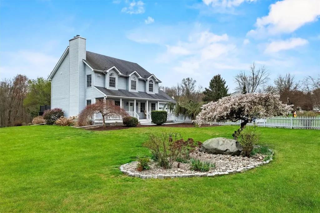 69 Mallory Lane Pine Bush NY 12566
