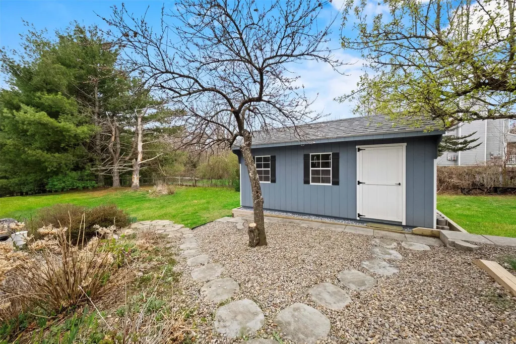 69 Mallory Lane Pine Bush NY 12566