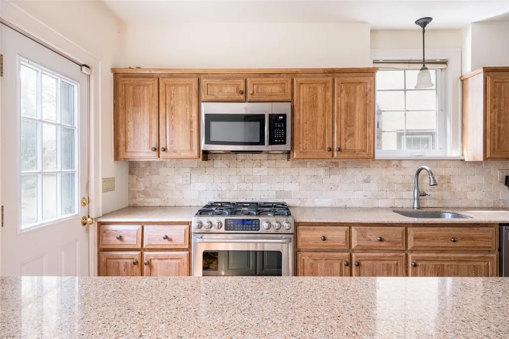 1065 Washington Avenue Pelham NY 10803