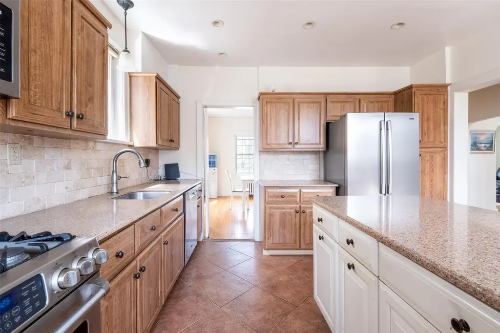 1065 Washington Avenue Pelham NY 10803