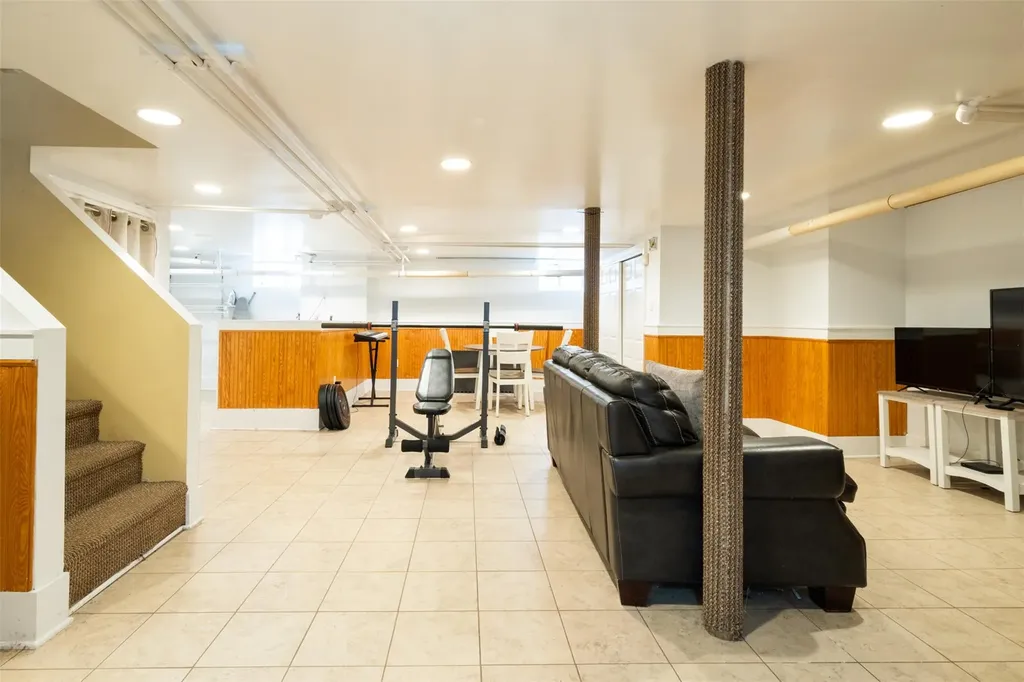 1065 Washington Avenue Pelham NY 10803