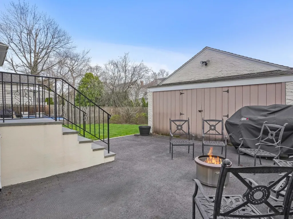 1065 Washington Avenue Pelham NY 10803