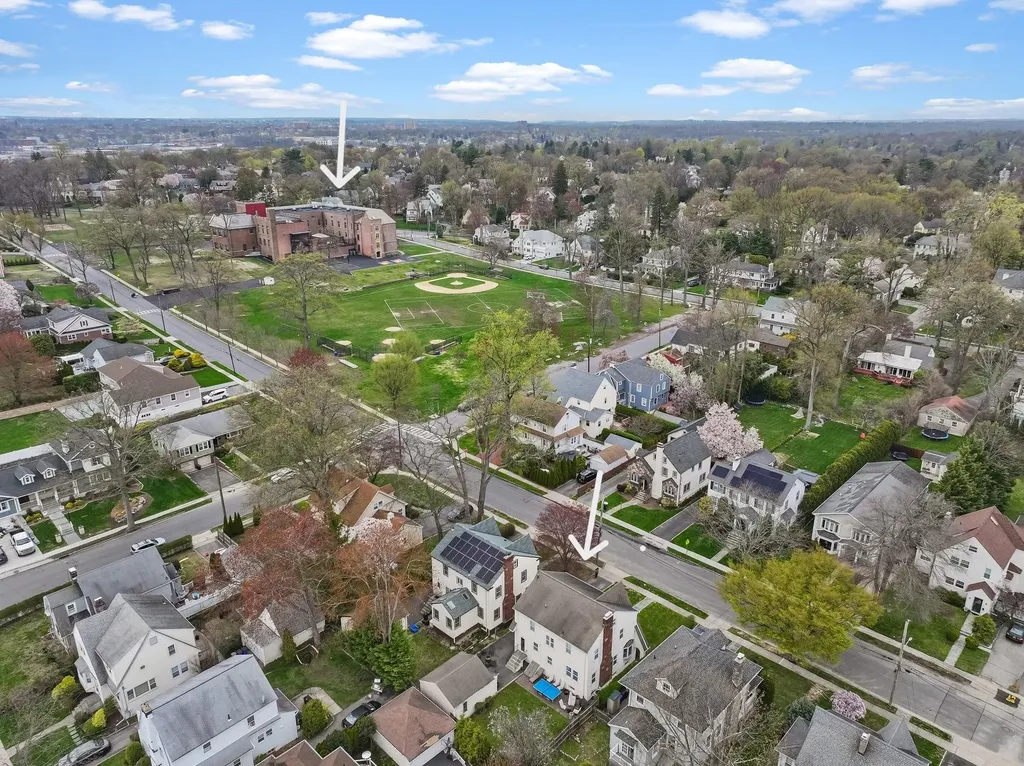 1065 Washington Avenue Pelham NY 10803