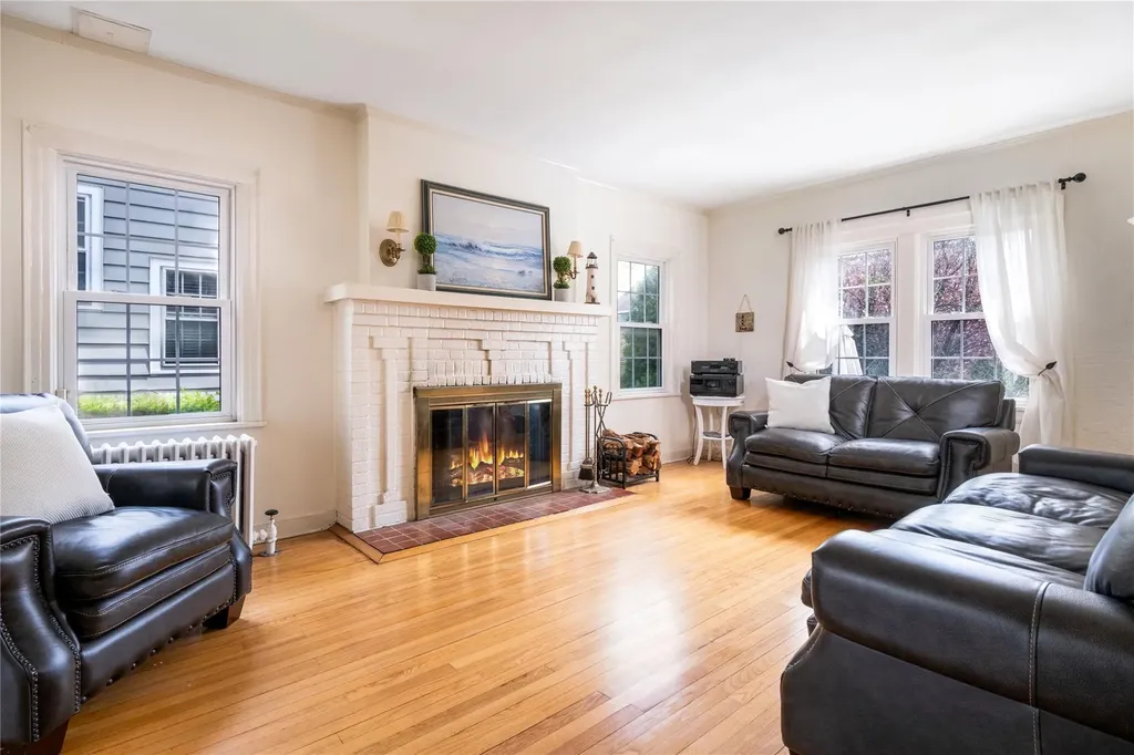 1065 Washington Avenue Pelham NY 10803
