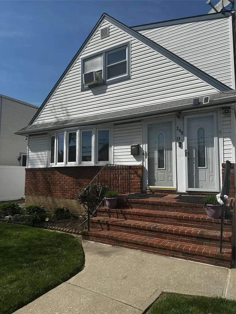 24519 147th Drive Rosedale NY 11422