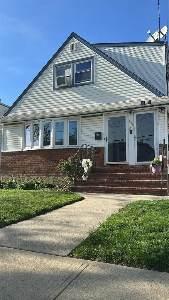 24519 147th Drive Rosedale NY 11422
