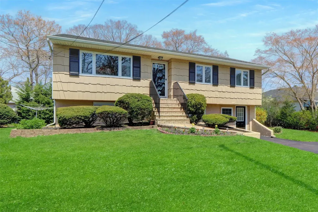 59a Cedarhurst Avenue Selden NY 11784
