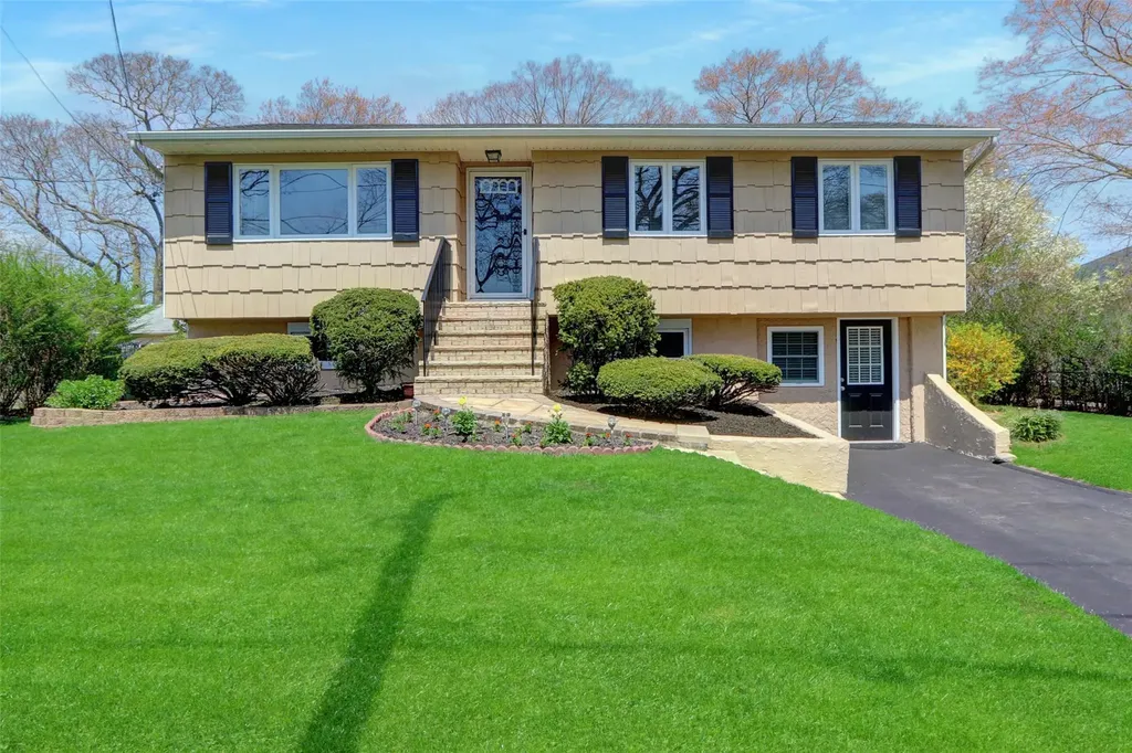 59a Cedarhurst Avenue Selden NY 11784