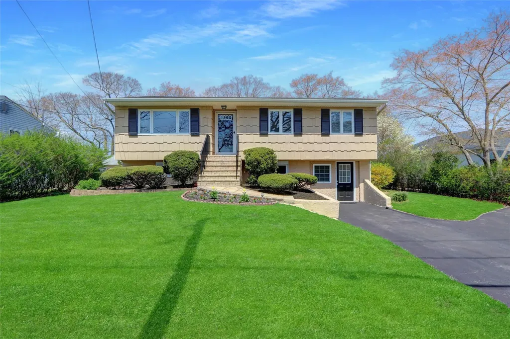 59a Cedarhurst Avenue Selden NY 11784