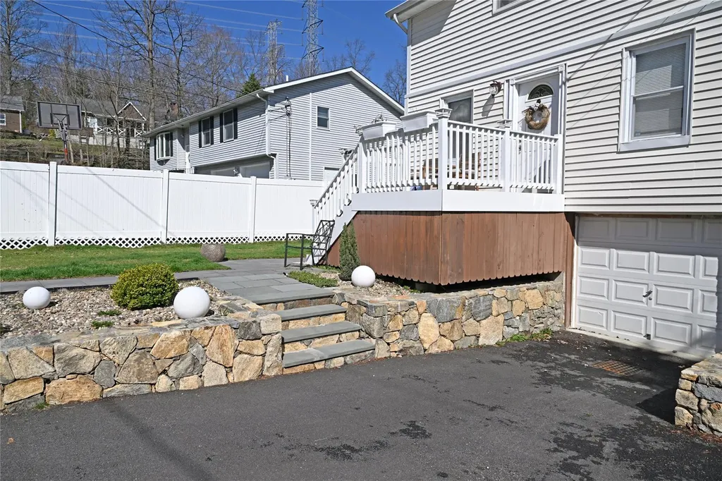 323 Birch Road Mahopac NY 10541