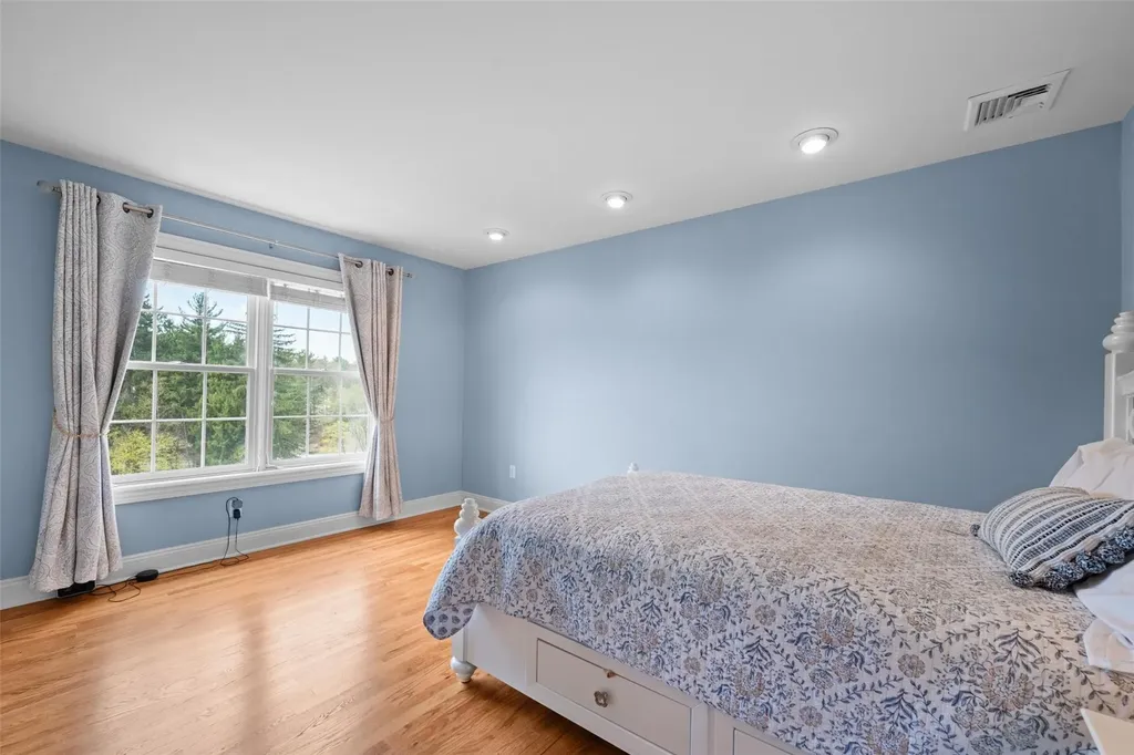 111 Mansion Ridge Boulevard Monroe NY 10950