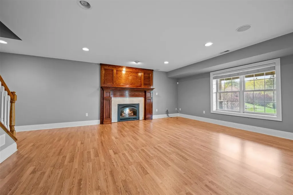 111 Mansion Ridge Boulevard Monroe NY 10950