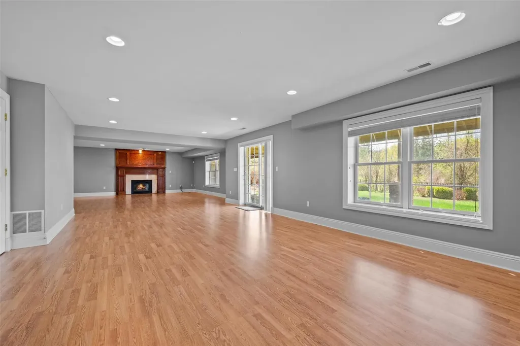 111 Mansion Ridge Boulevard Monroe NY 10950