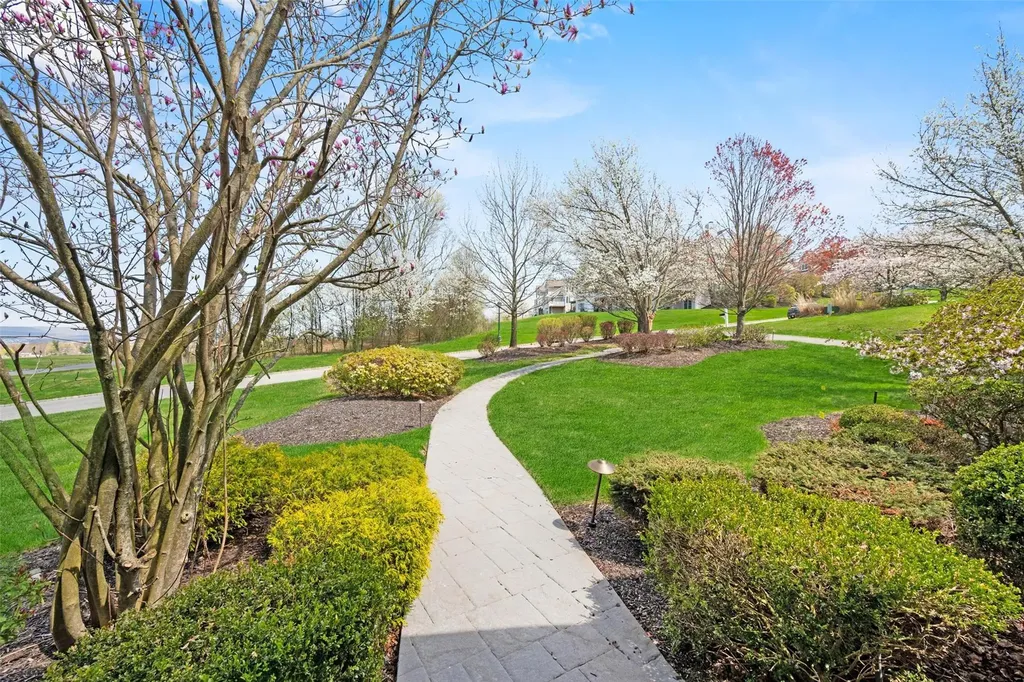 111 Mansion Ridge Boulevard Monroe NY 10950