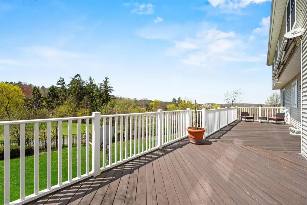 111 Mansion Ridge Boulevard Monroe NY 10950