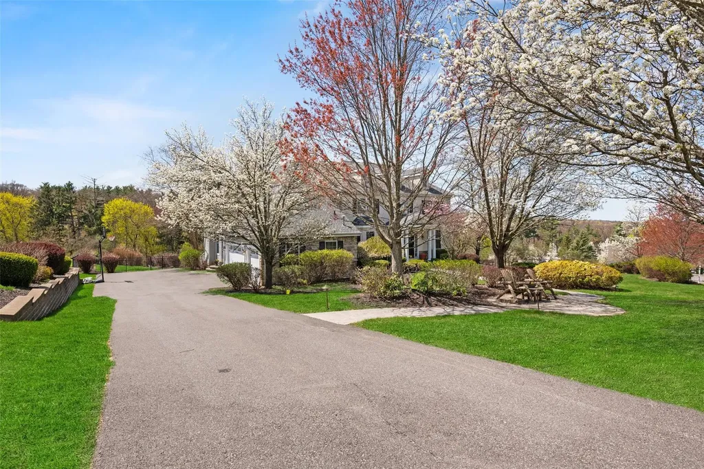 111 Mansion Ridge Boulevard Monroe NY 10950