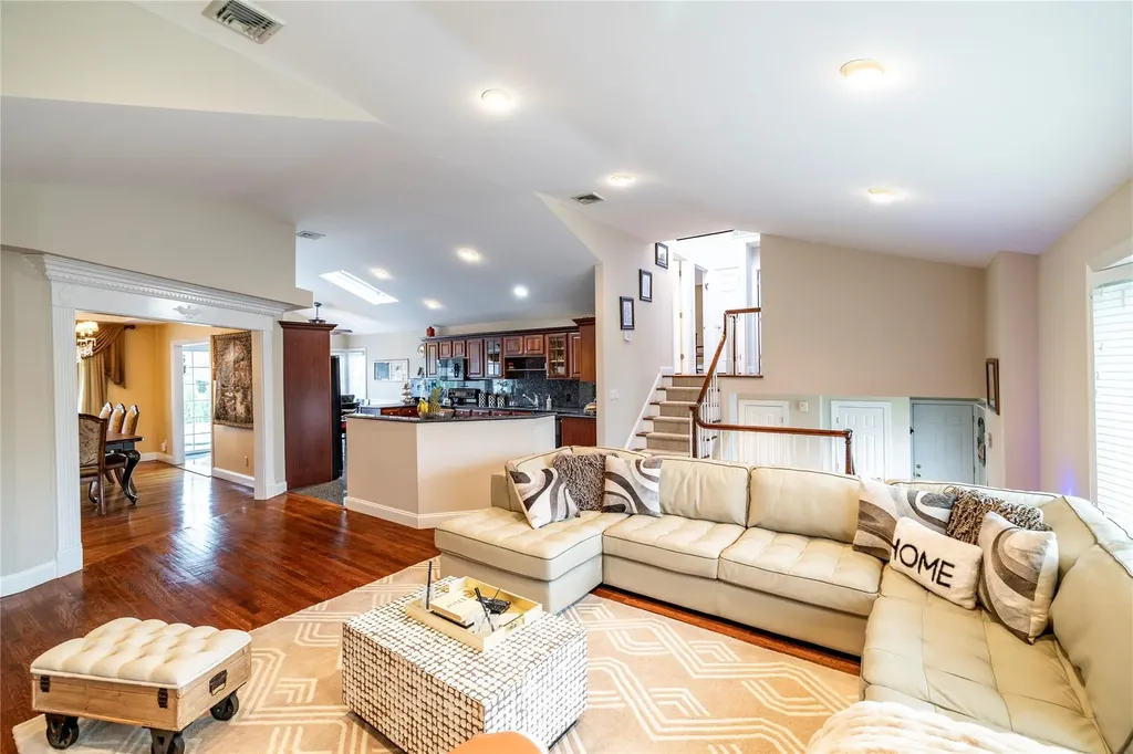 1970 Leonard Lane Merrick NY 11566