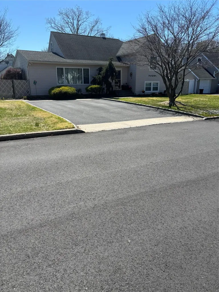 1 Leonard Lane Centereach NY 11720