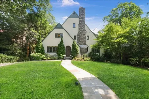4 Ridgecrest E Scarsdale NY 10583
