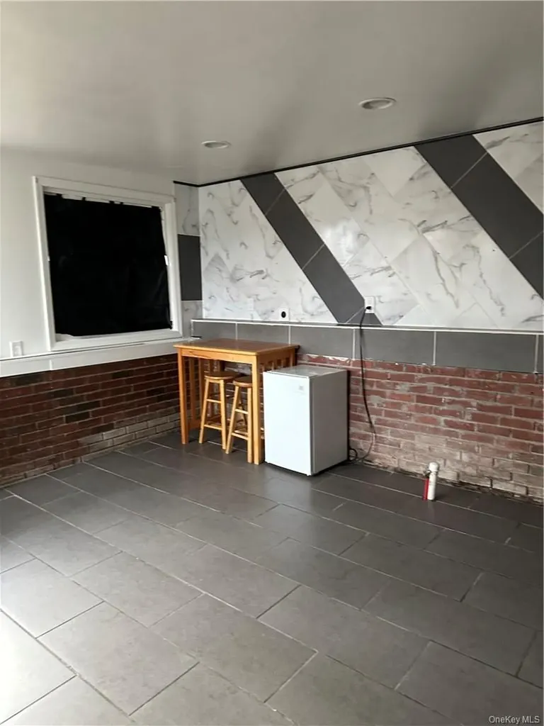 7 Ash Street New Windsor NY 12553