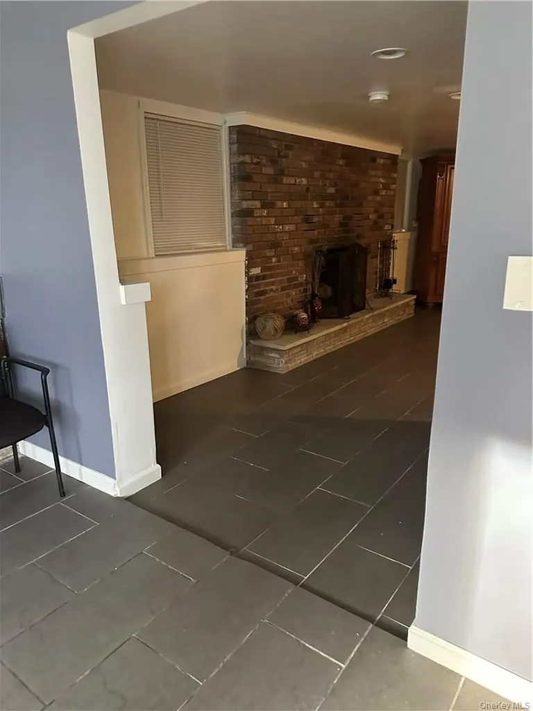 7 Ash Street New Windsor NY 12553