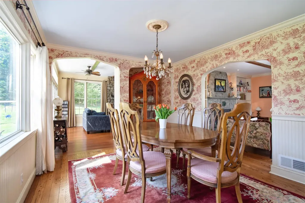 22 Northway Bronxville NY 10708